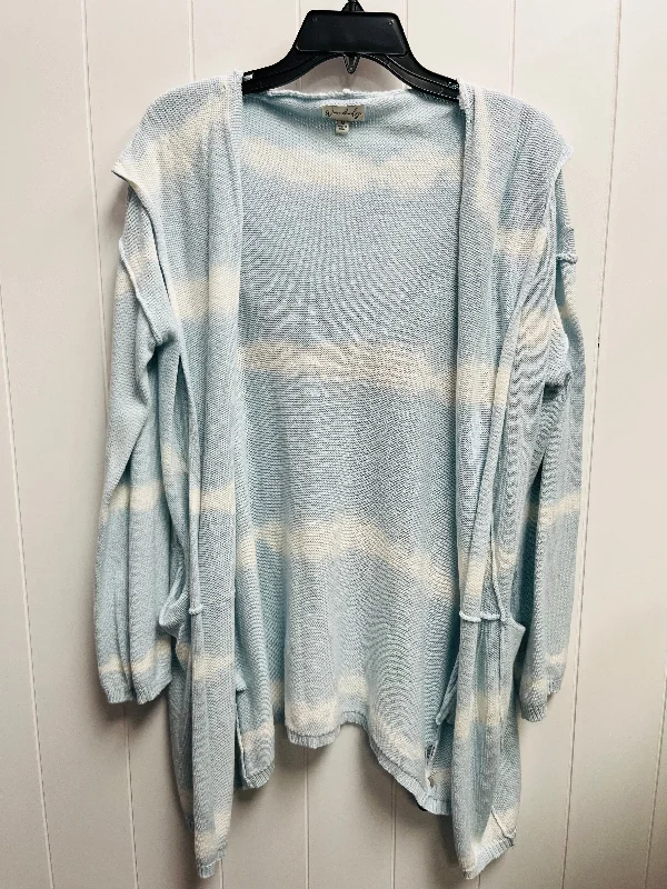 Women's Low Collar SweatersSweater Cardigan By Wonderly In Blue, Size: M