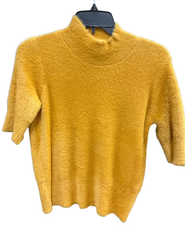 Women's Sweetheart Collar SweatersSweater Short Sleeve By Bailey 44 In Yellow, Size: S