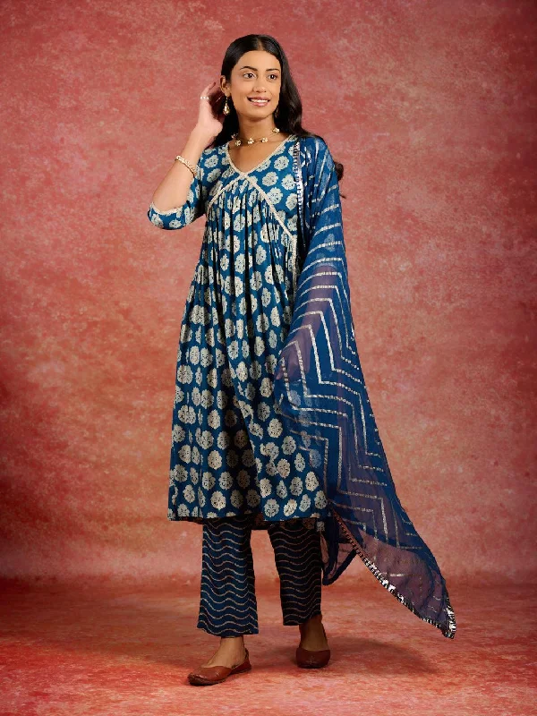 Women's Short-Sleeve JumpsuitsBlue Printed Silk Blend A-Line Kurta With Trousers & Dupatta