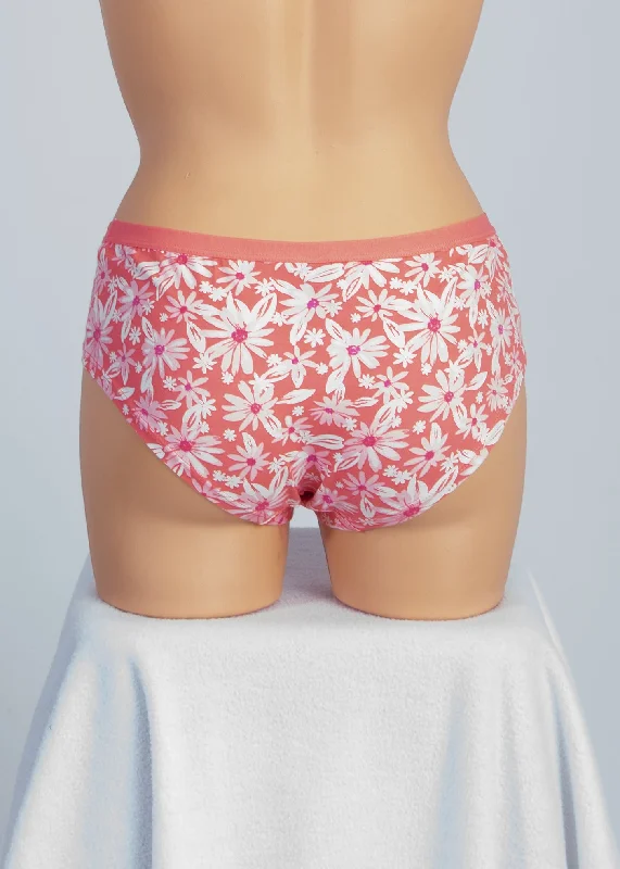 plus-size high-waisted panties with a floral lace trimLove Me More Boyshort