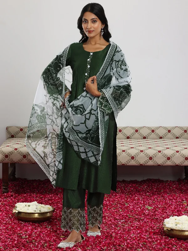 Women's Jumpsuits with Narrow CollarGreen Solid Silk Blend Straight Suit With Dupatta