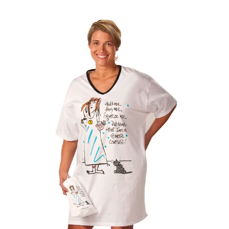 women's pajamas with pocketsHUG ME, HOLD ME, NIGHTSHIRT IN A BAG