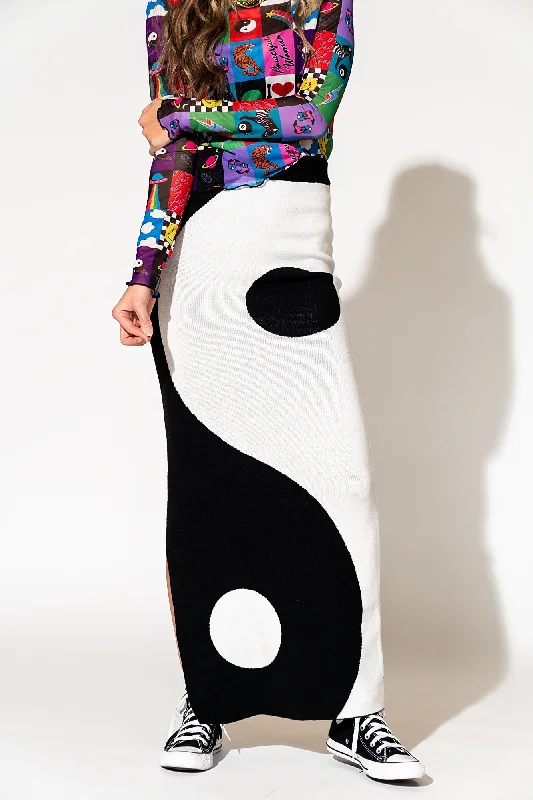 Women's Zip-Up SkirtsOpposites Attract Yin Yang Knit Maxi Skirt