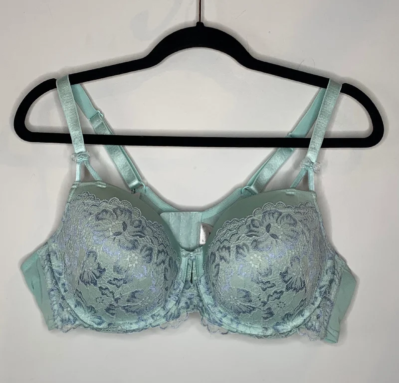 plus-size smoothing bra for dressesPale Blue Lacy Bra