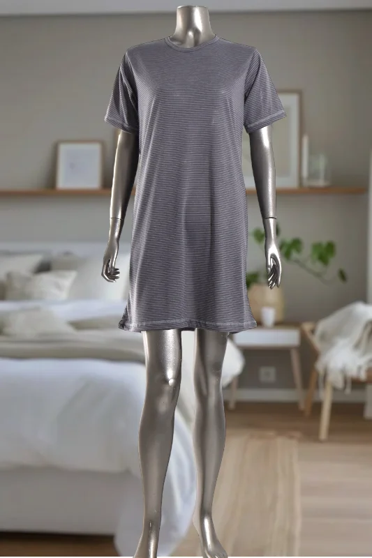 women's pajamas for a night of restLadies Grey sleep Shirt