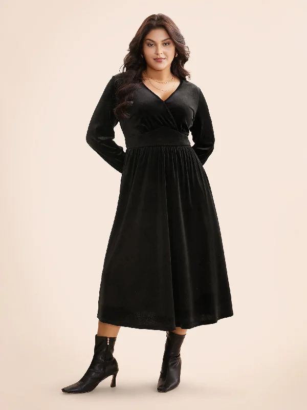 Women's High-Low DressesVelvet Overlap Collar Shirred Gathered Dress