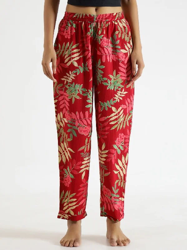 women's pajamas in a cozy, plush fabricRed Floral Printed Pure Cotton Lounge Pants